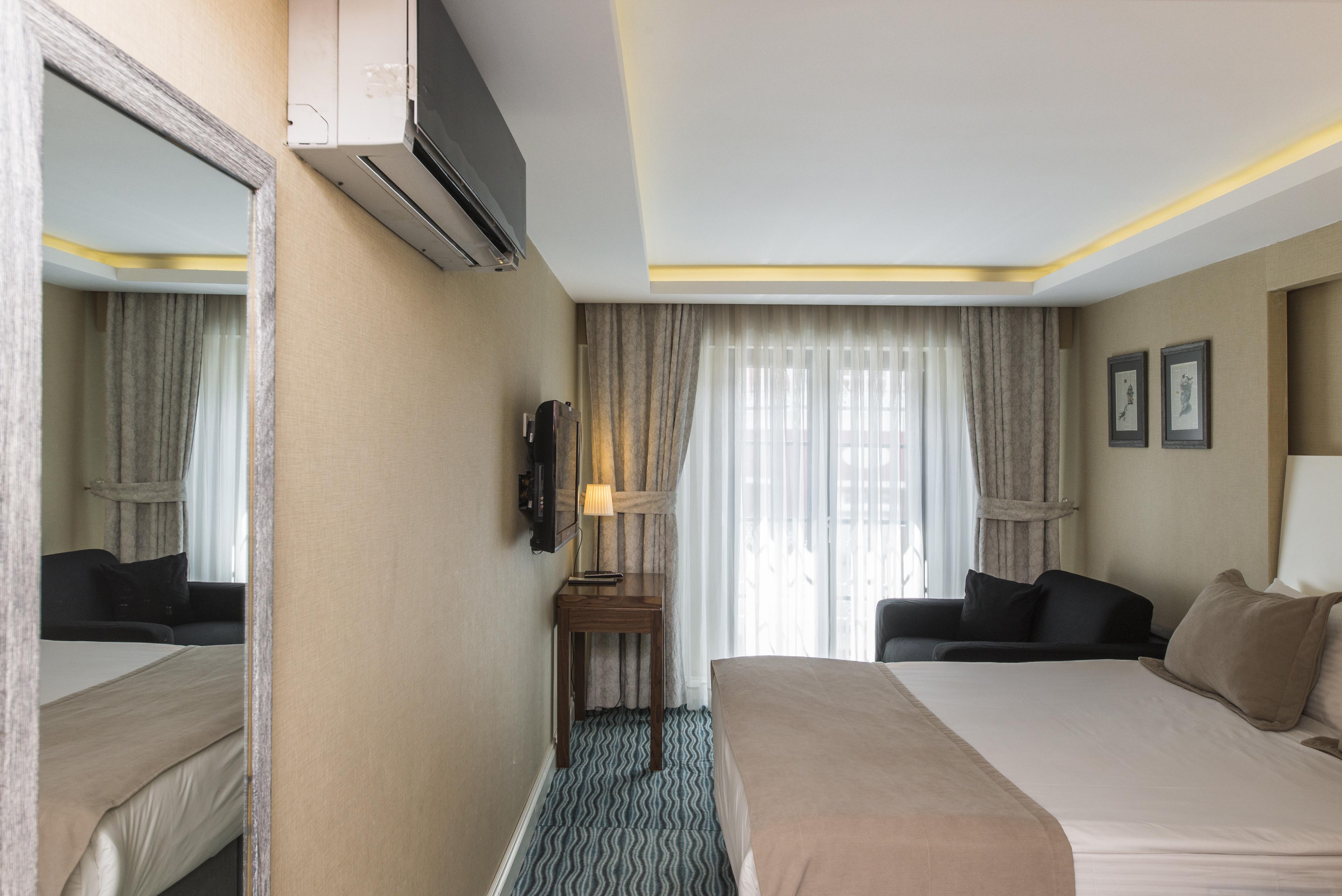 Aston Hotel Taksim Estambul Exterior foto