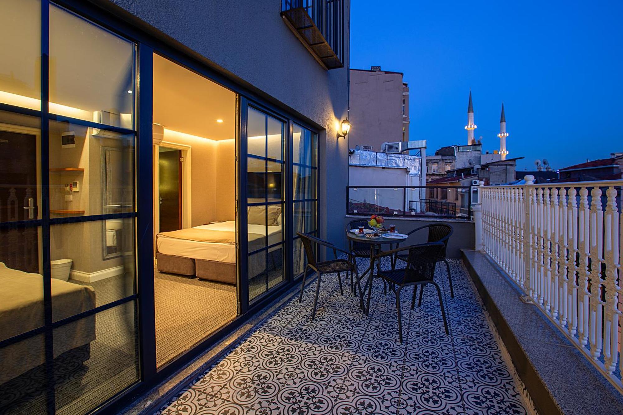 Aston Hotel Taksim Estambul Exterior foto