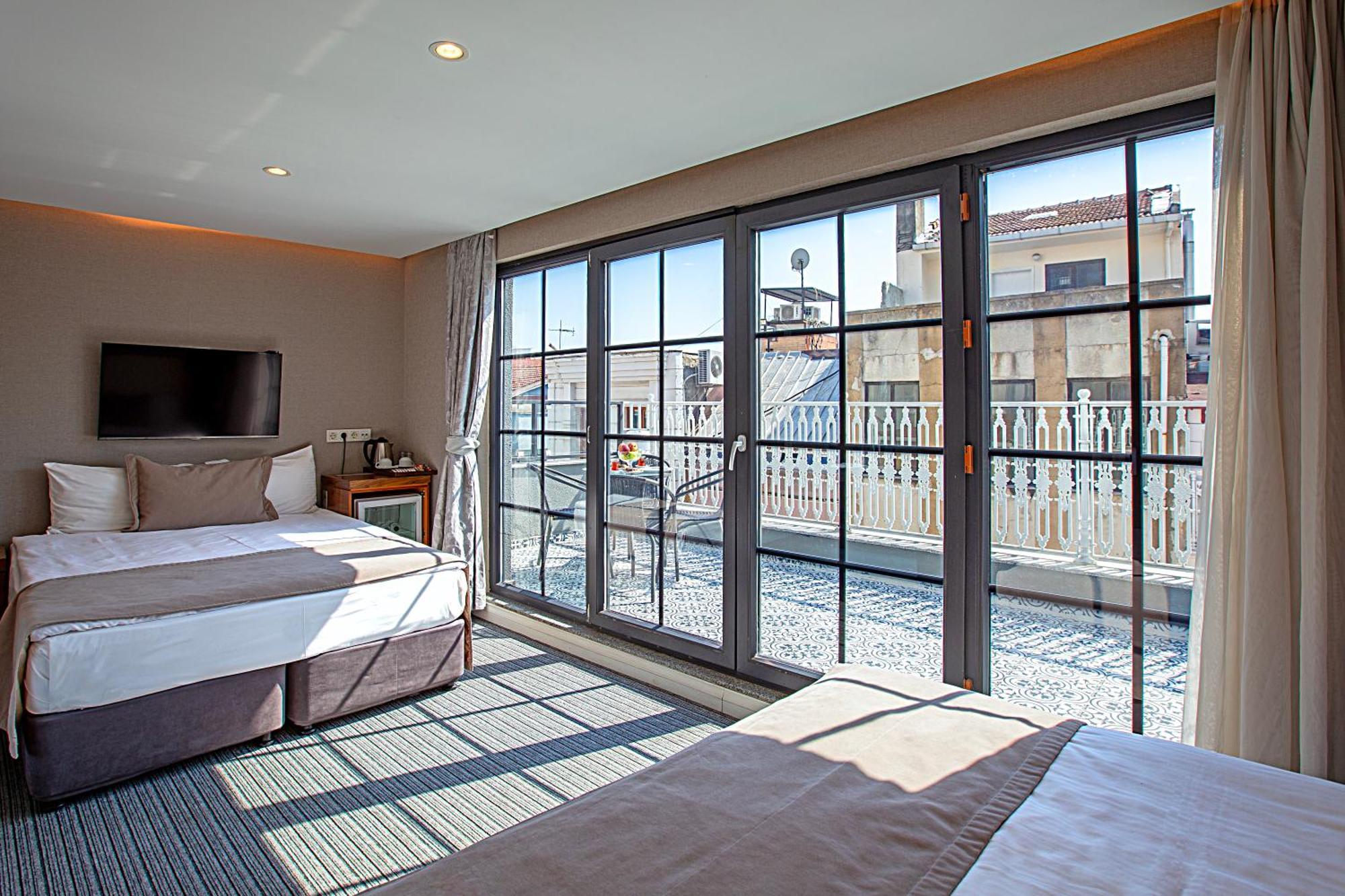 Aston Hotel Taksim Estambul Exterior foto